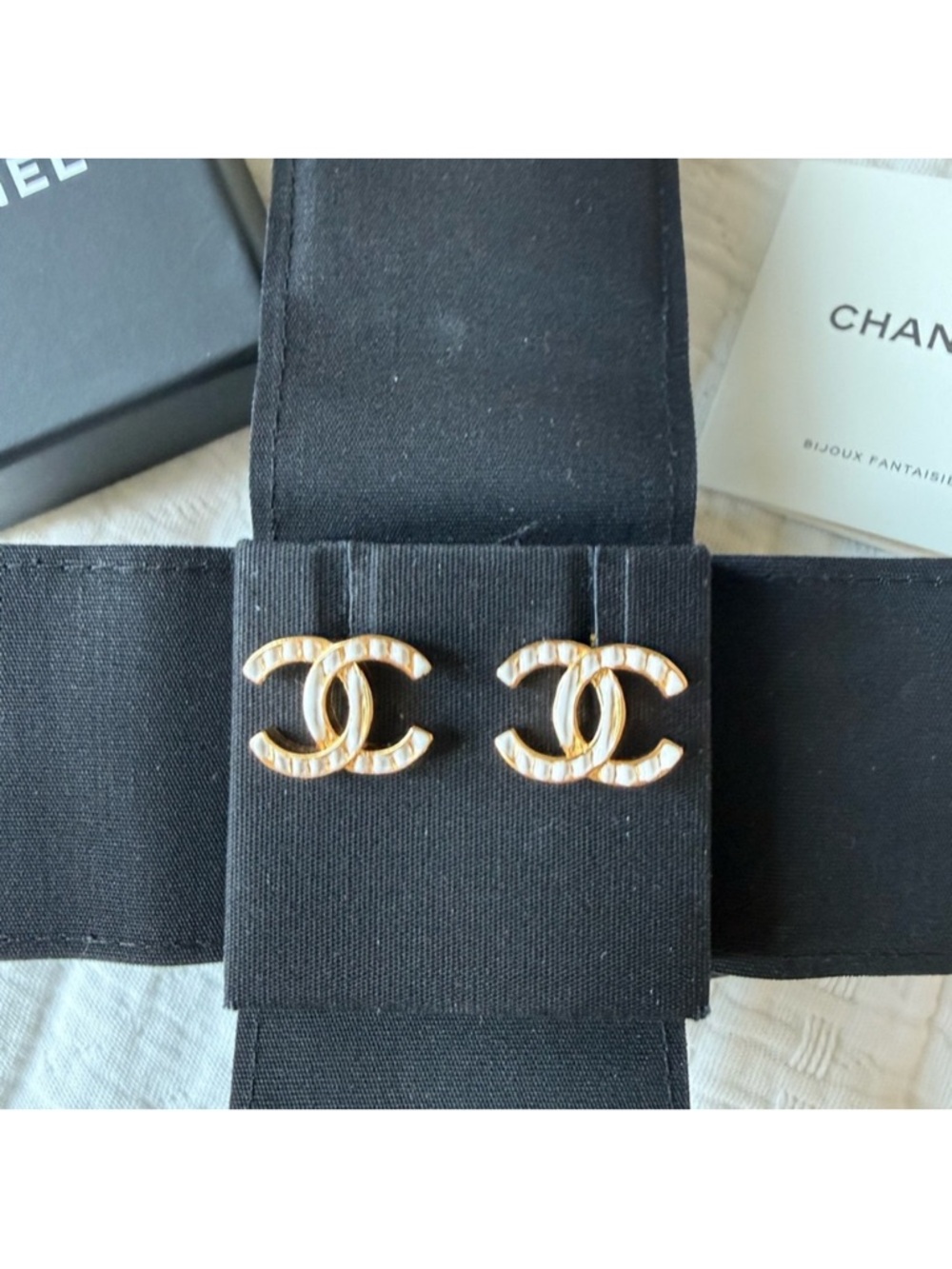 CHANEL Gold CC Logo Earrings with enamel